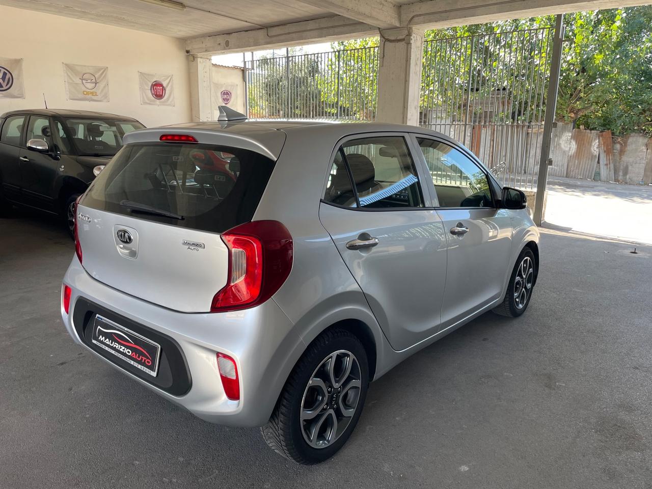 Kia Picanto 1.0 12V GPL 5 porte GT Line Full retrocamera u-connect