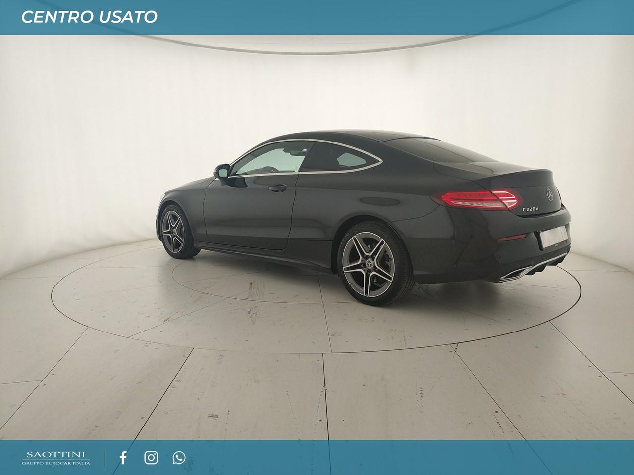Coupe 220 d Premium Auto