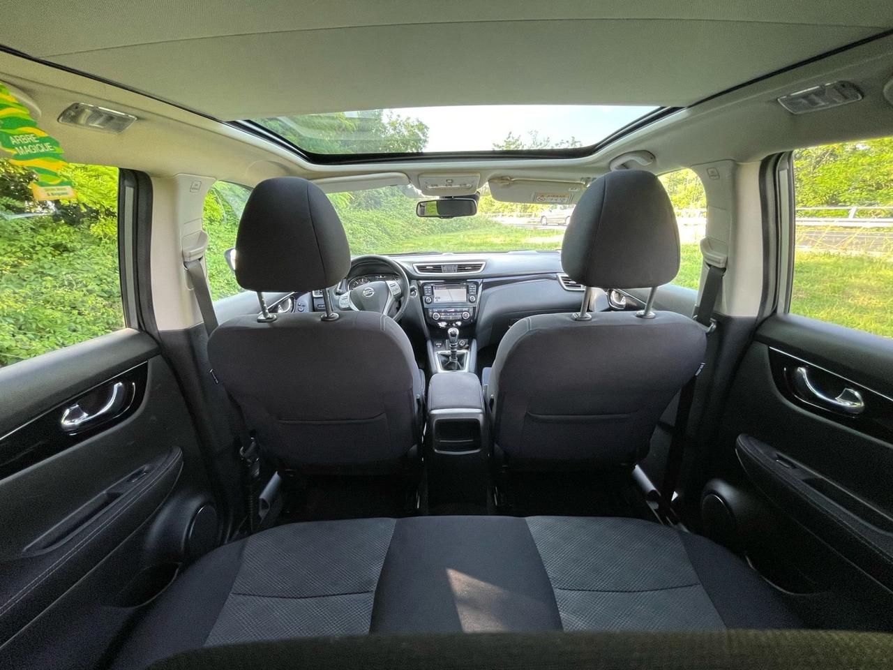 Nissan Qashqai 1.6 diesel, 4x4, anno 2017, 220.000 km!