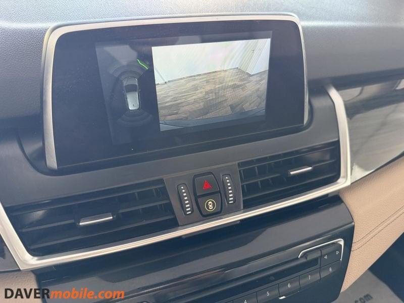 BMW Serie 2 220d Gran Tourer Luxury business pack auto
