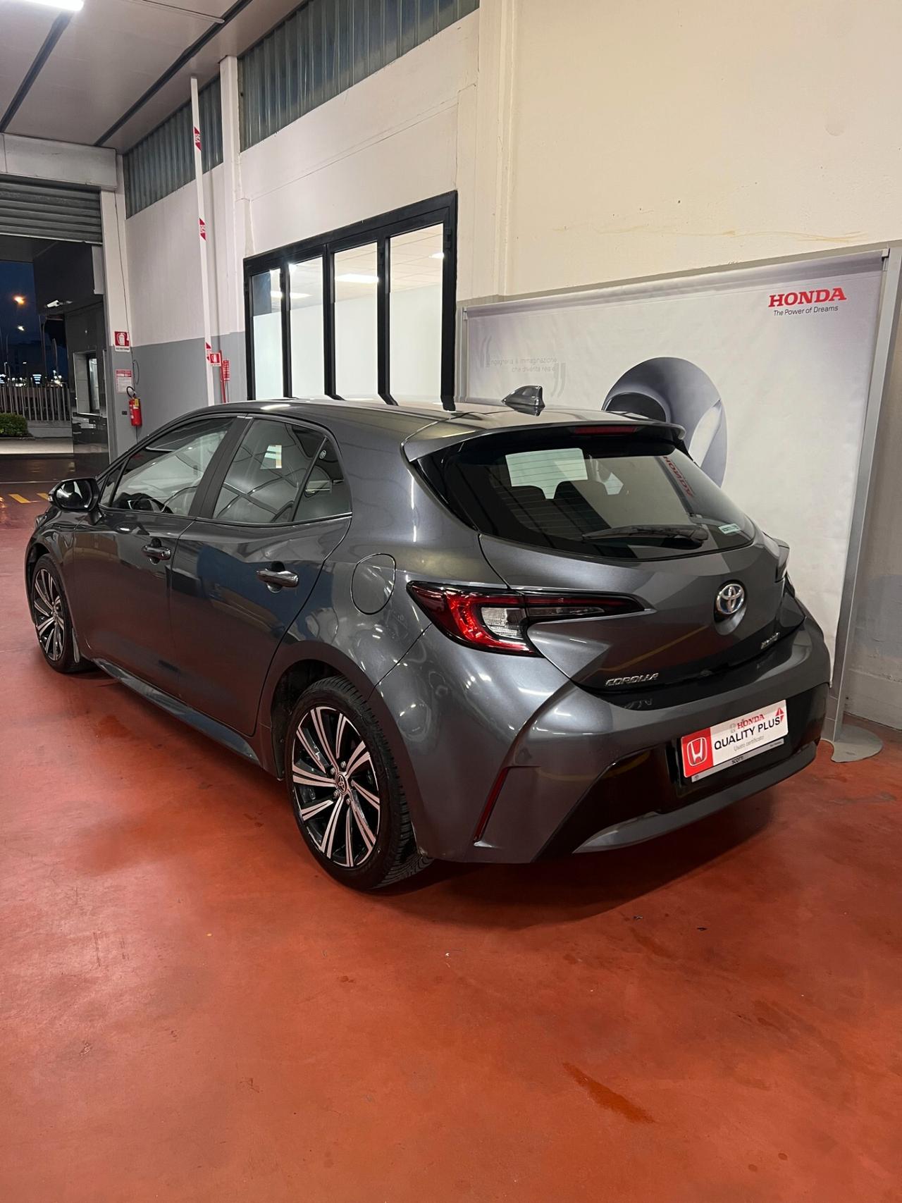 Toyota Corolla Active 1.8 Hybrid