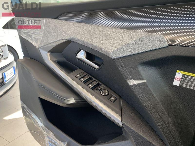 Peugeot 5008 Hybrid 145 e-DCS6 GT