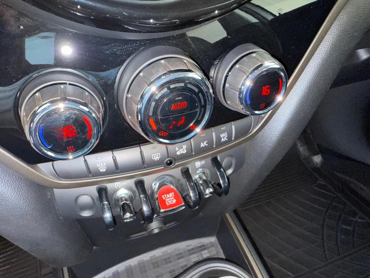 Mini Cooper Countryman PERFETTA PARI A NUOVO UNIPRO