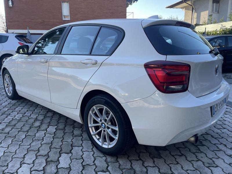 BMW Serie 1 116i 5p Urban + FARI XENON NEOPATENTATI OK