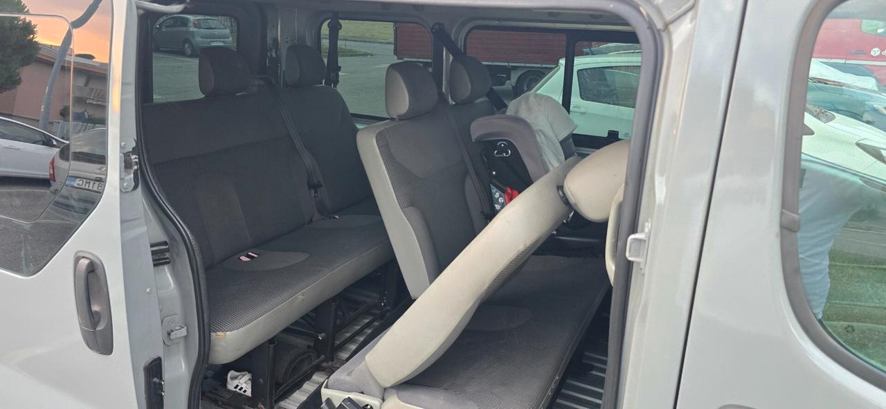 Opel Vivaro 27 2.0 CDTI PC-TN 9 posti
