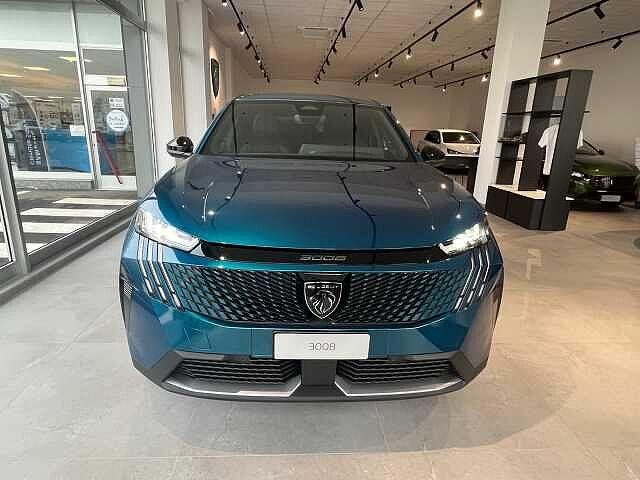 Peugeot 3008 1.2 Hybrid 136cv DCT6 ALLURE KM ZERO