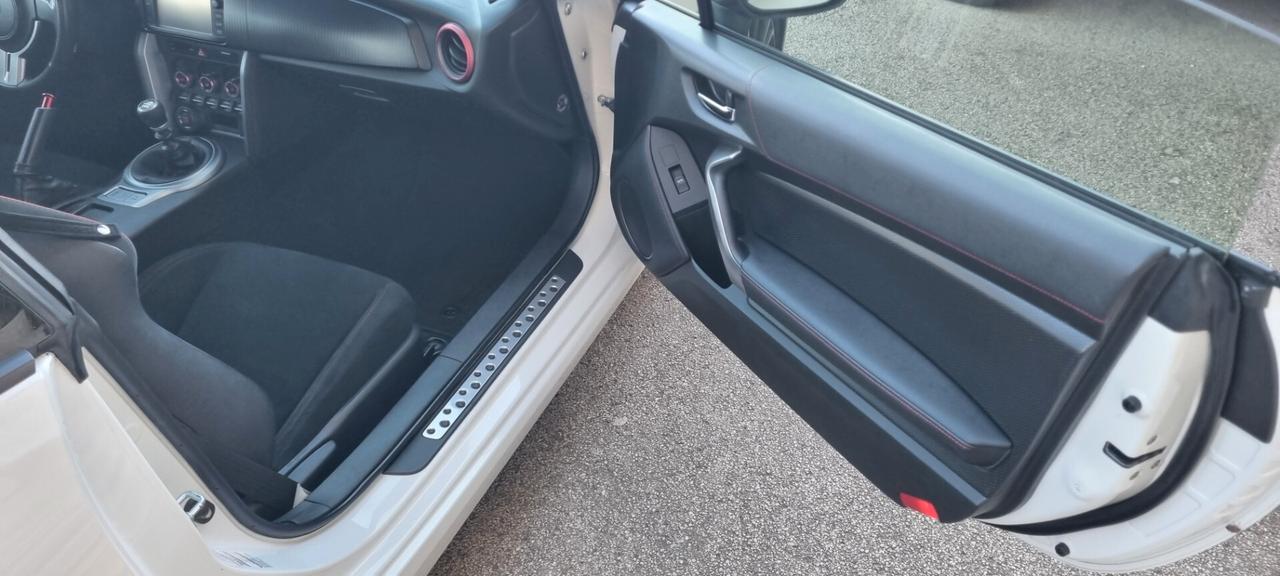 Toyota GT86 2.0 coupe GARANZIA FINO A 5ANNI