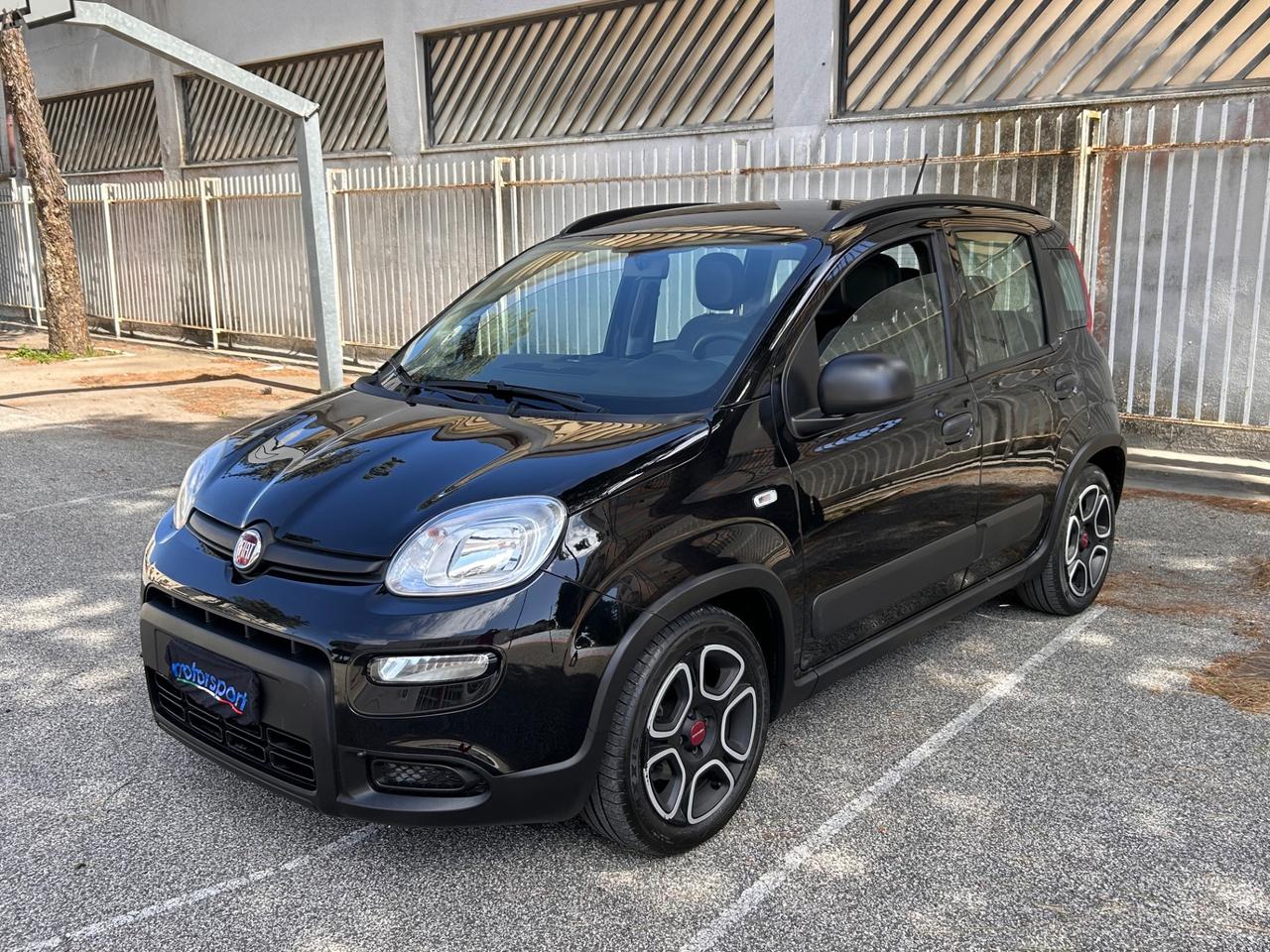 Fiat Panda 1.0 FireFly S&S Hybrid City Cross
