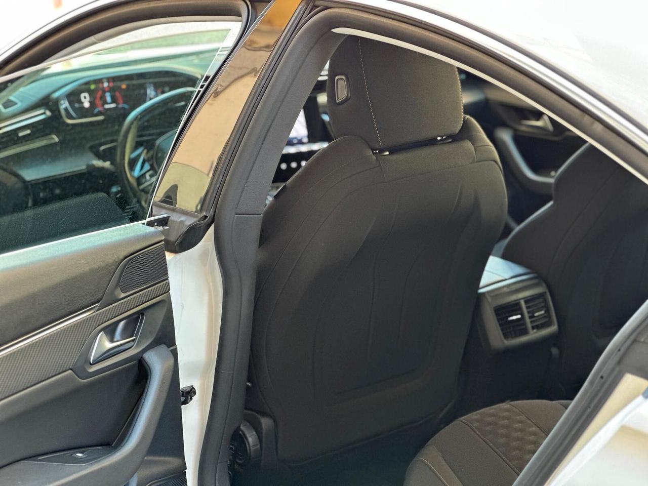Peugeot 508 Berlina 1.5 130CV EAT8 Allure