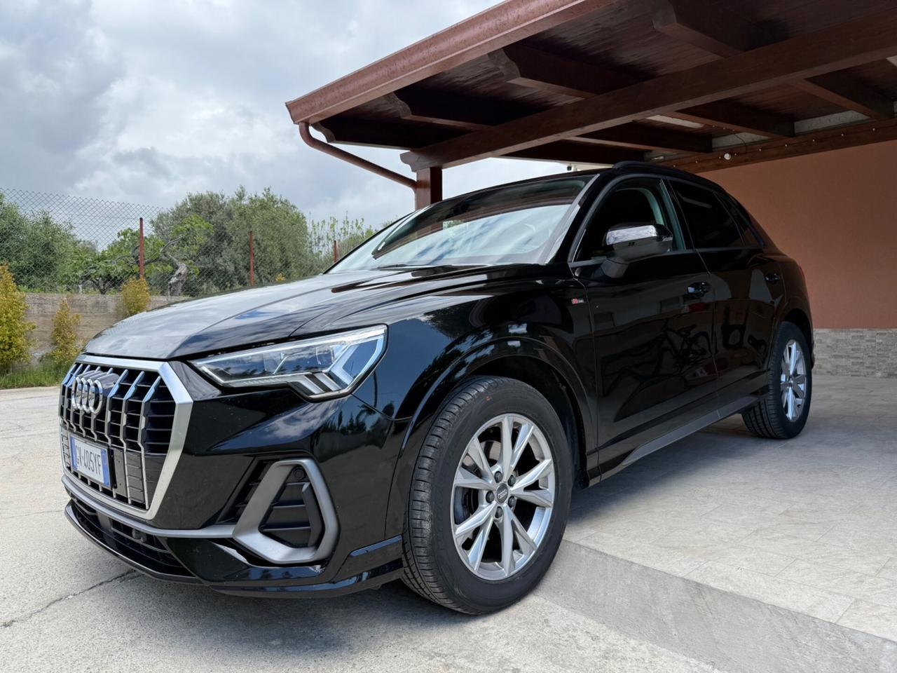 Audi Q3 35 TDI S tronic S line