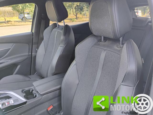 PEUGEOT 3008 BlueHDi 130 S&S Allure
