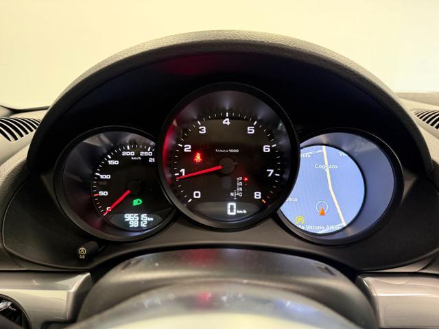 PORSCHE Boxster 718 Spyder / SEDILI RISCALDATI / PDK / P.H.A.S.M.