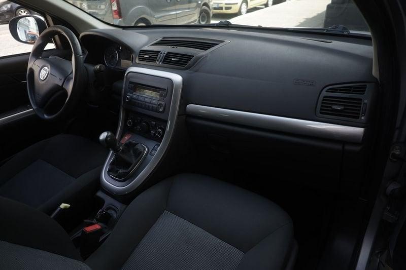 FIAT Croma FIAT Croma 1.9 mjt 8v Active ANNO 2009