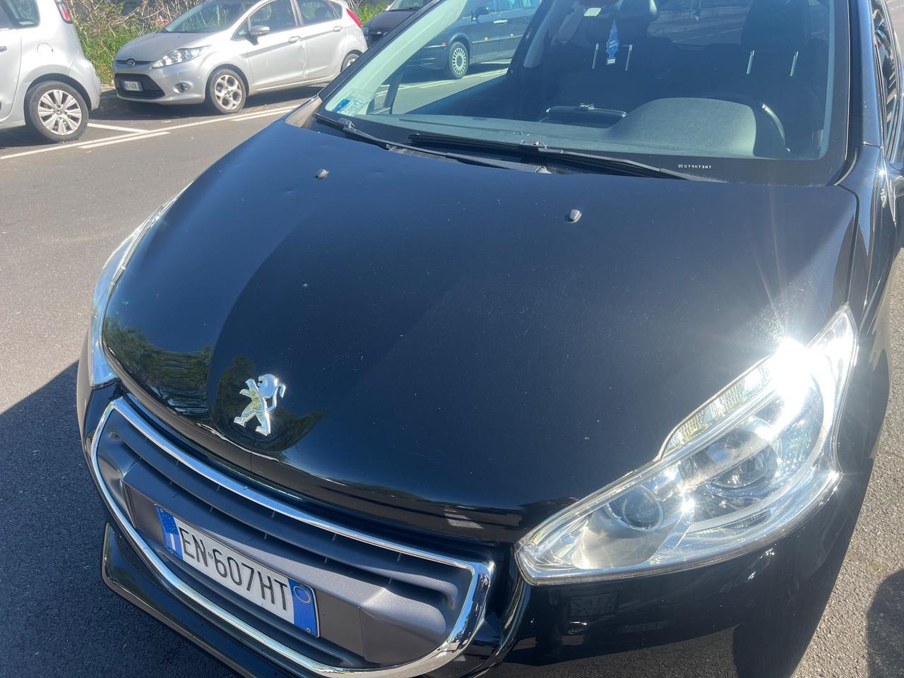 Peugeot 208 1.2 VTi 82 CV 3 porte Allure