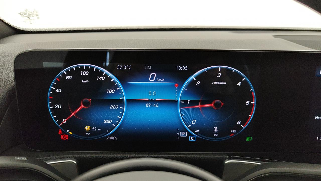 Mercedes-Benz GLB 200 d Business Extra auto