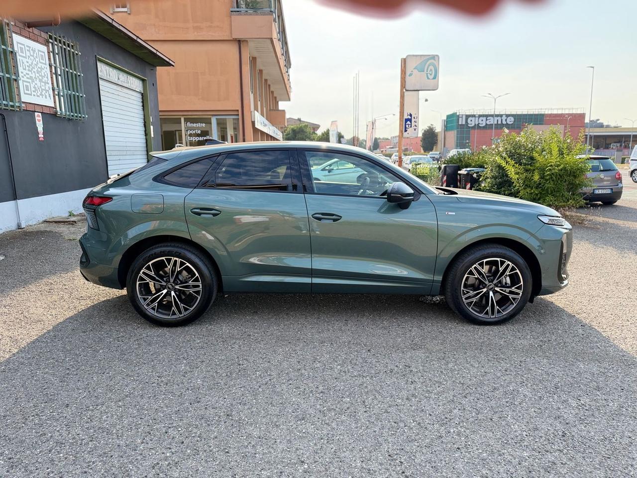 Audi Q3 S Line Edition 2.0 TDI #11760