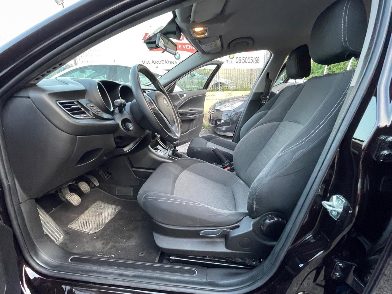 Alfa Romeo Giulietta 1.6 JTDm 120 CV Super, navigatore, pronta consegna