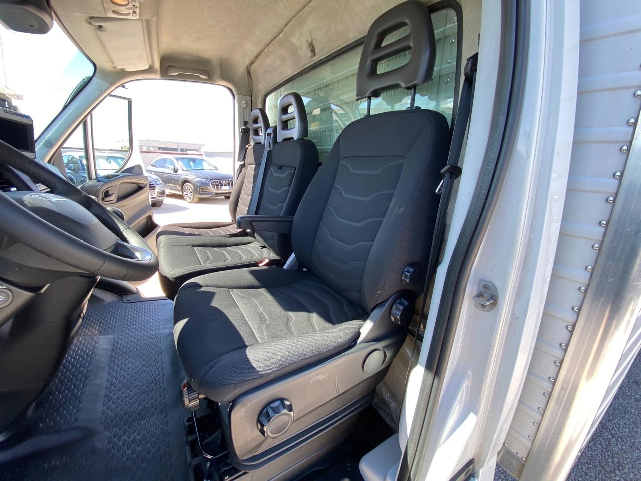 Iveco Daily 35S15 2.3 MTJ ALLESTIMENTO BOX UNICO PROPIETARIO 145CV