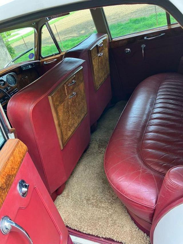 ROLLS-ROYCE Cloud Silver Cloud II EX William Holden