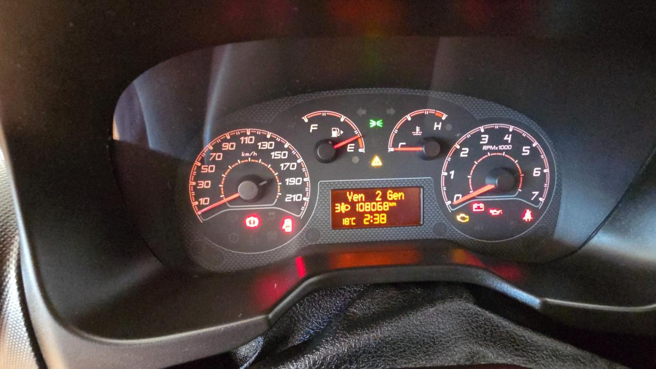 Fiat Fiorino 1.3 MJT 95CV Combinato Adventure