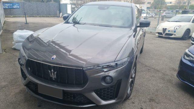 MASERATI Levante V6 Diesel 275 CV AWD Granlusso