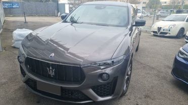 MASERATI Levante V6 Diesel 275 CV AWD Granlusso