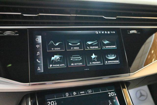 AUDI Q8 50TDI Q.TIP.286CV 2xS-LINE TET.22"SOSP.SED.RIS.CAM