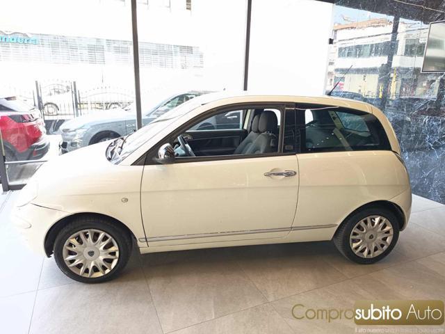 LANCIA Ypsilon 1.2 69 CV Diva