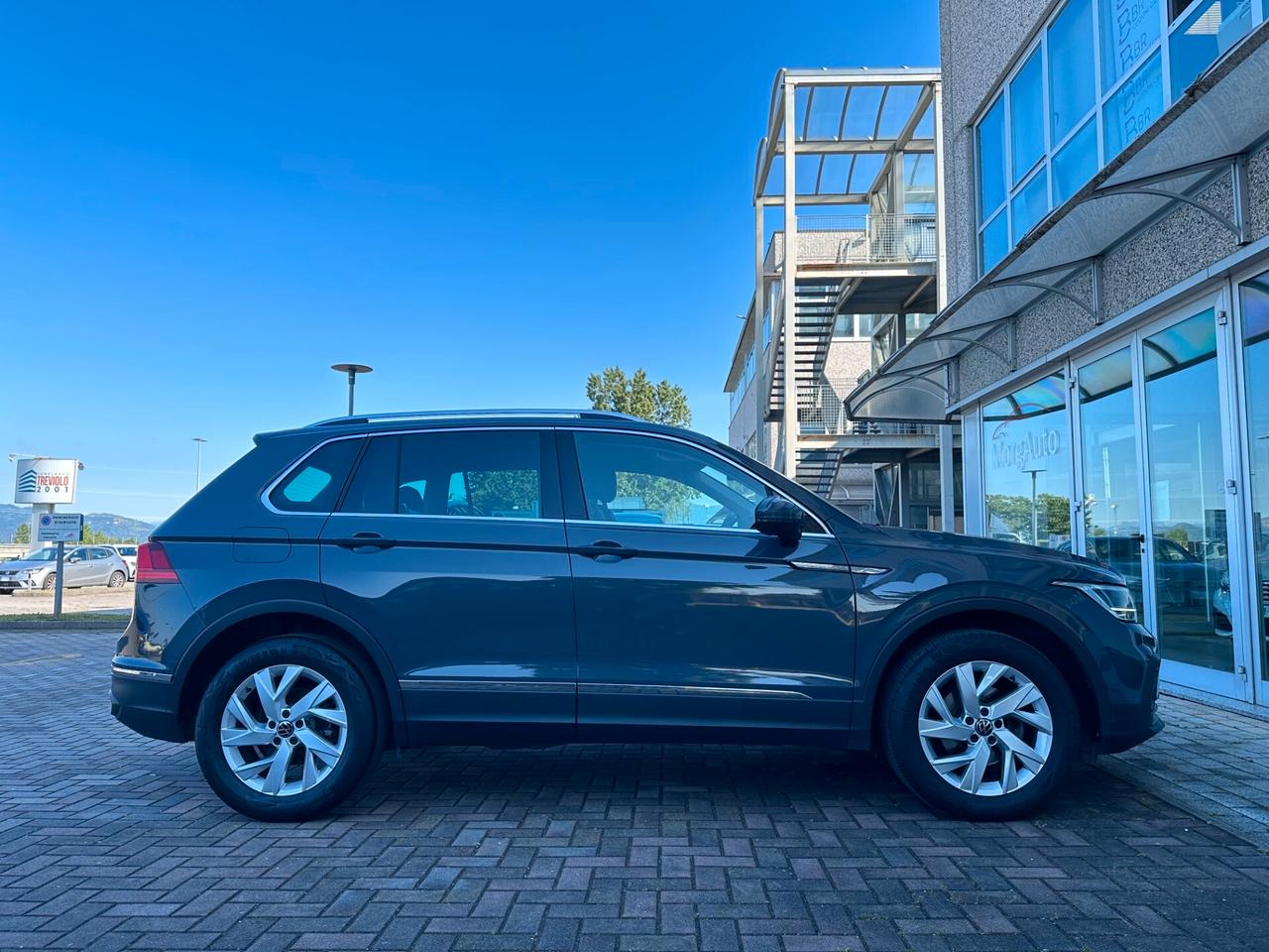 VW Tiguan 2.0TDI 150CV 4MOTION DSG NAVI! FULL LED!
