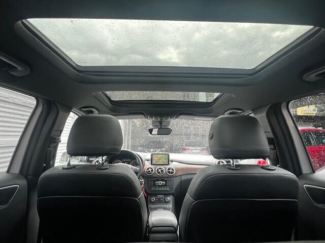 Mercedes-benz B 200 BlueEFFICIENCY Premium