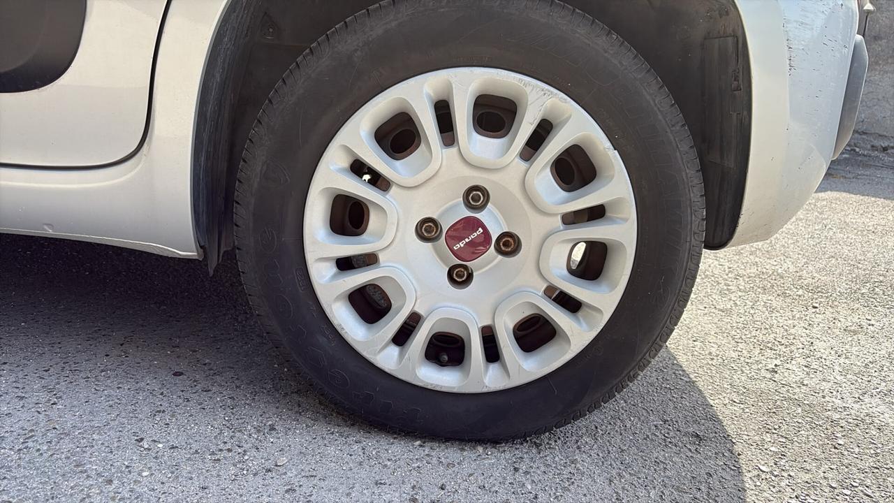 Fiat Panda 1.2 benzina Lounge 2013 USATO