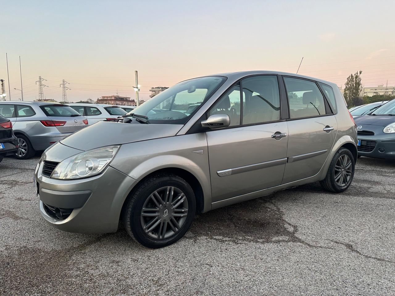 Renault Scénic 1.5 dCi/105CV Luxe