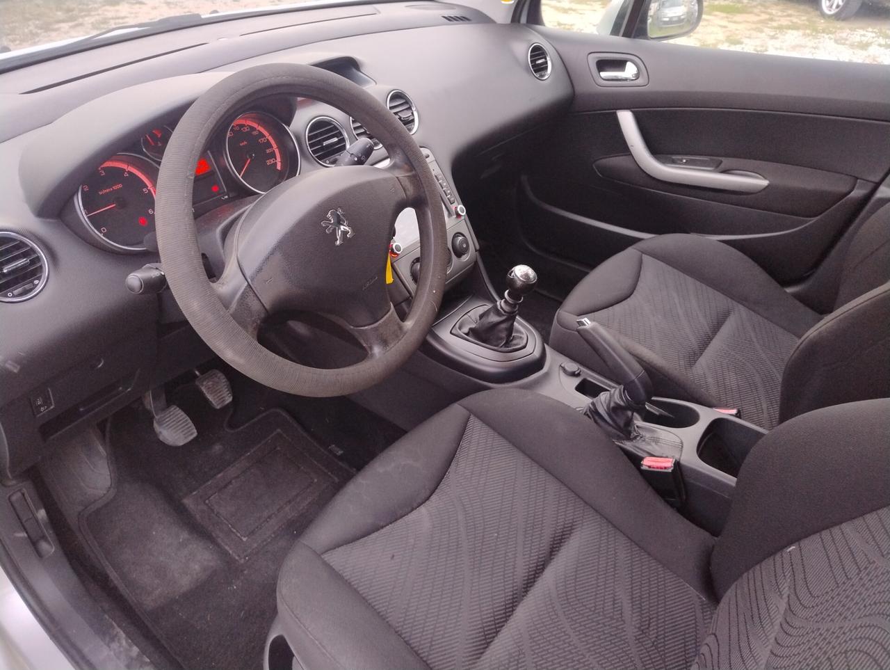 Peugeot 308 1.6 HDi 110CV SW Premium