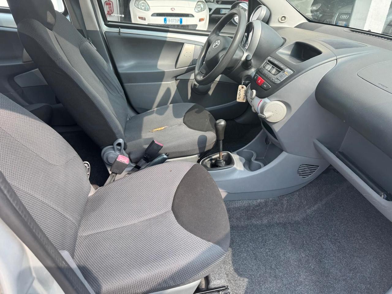 Toyota Aygo 1.0 12V VVT-i 5 porte