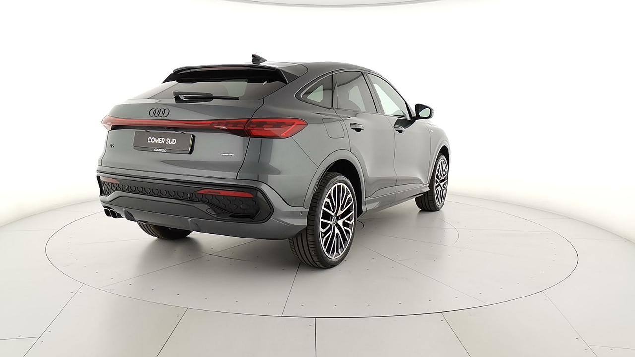 AUDI Q5 II 2025 Sportback - Q5 Sportback 2.0 tdi mhev+ S line edition quattro 204cv s-tronic