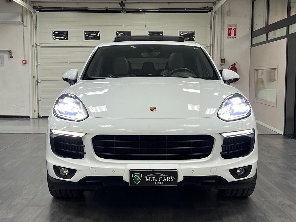 Porsche Cayenne 3.0 tiptronic