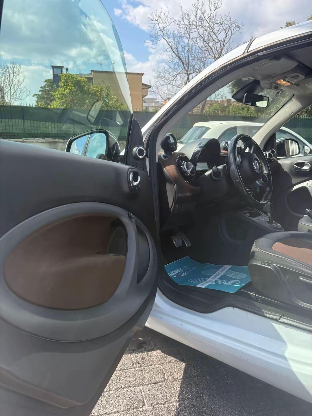 Smart ForTwo 90 0.9 T twinamic cabrio BRABUS Style