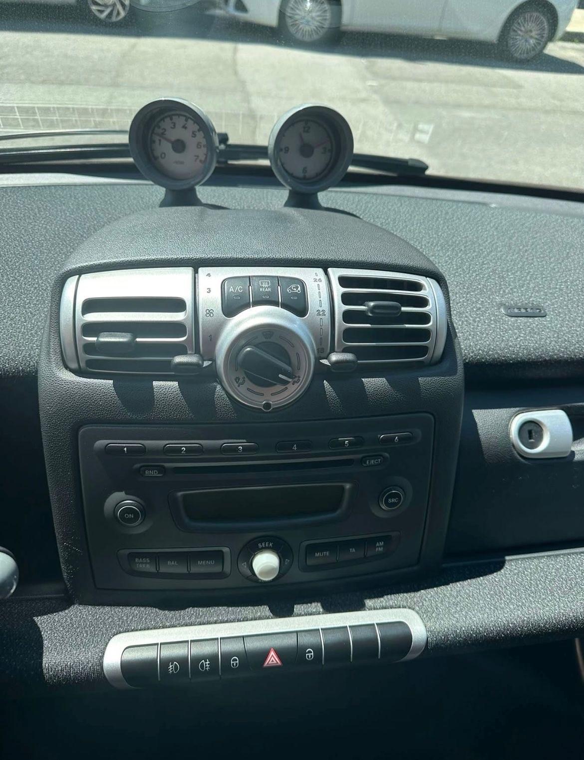 Smart ForTwo 1000 62 kW coupé passion