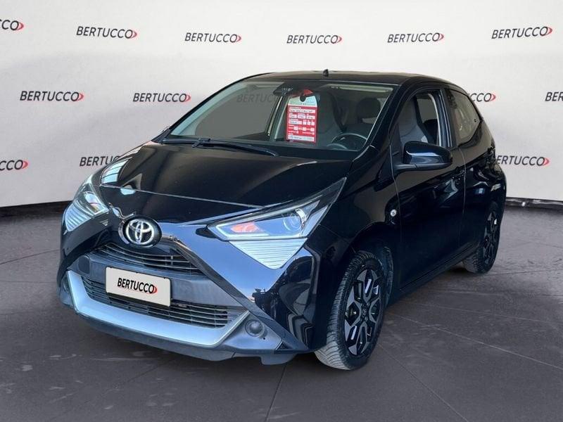 Toyota Aygo 2ª serie Connect 1.0 VVT-i 72 CV 5 porte x-clusiv MMT