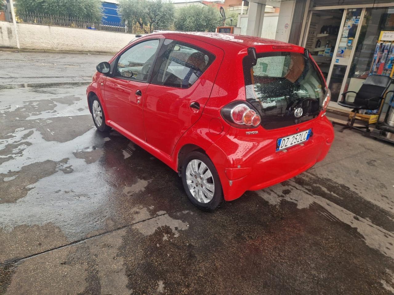Toyota Aygo 1.0 12V VVT-i 5 porte