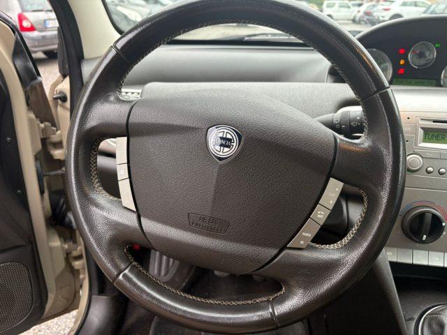 LANCIA Ypsilon 1.2 ADATTA A NEOPATENTATI