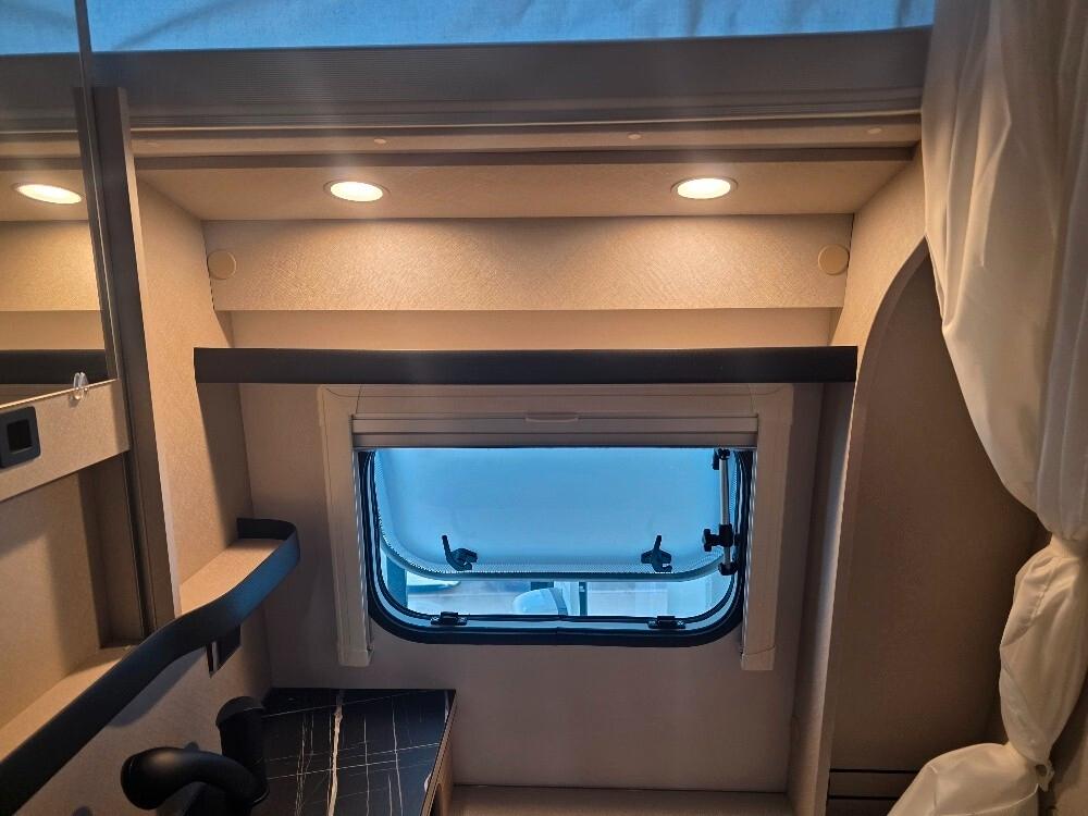 CARAVAN HYMER ERIBA TOURING 320 URBAN