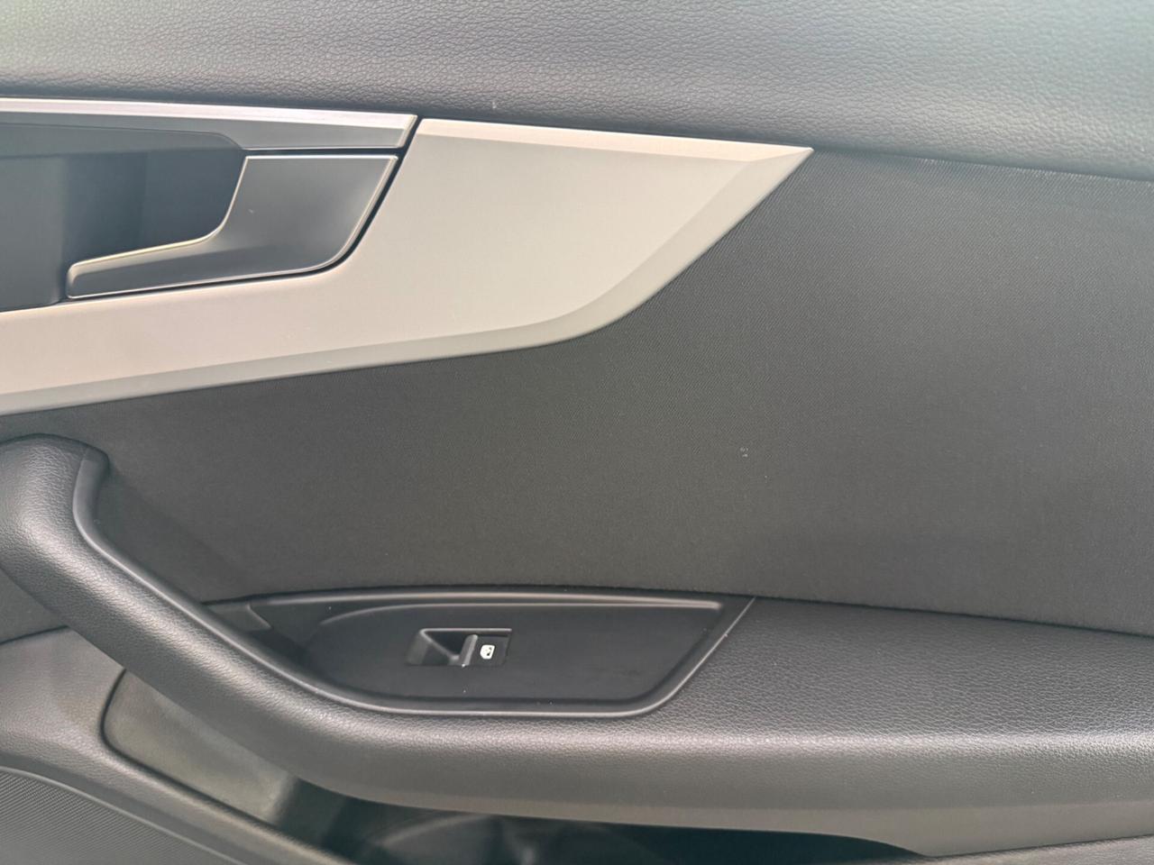 Audi A4 Avant 2.0 TDI 122 CV Business Sport