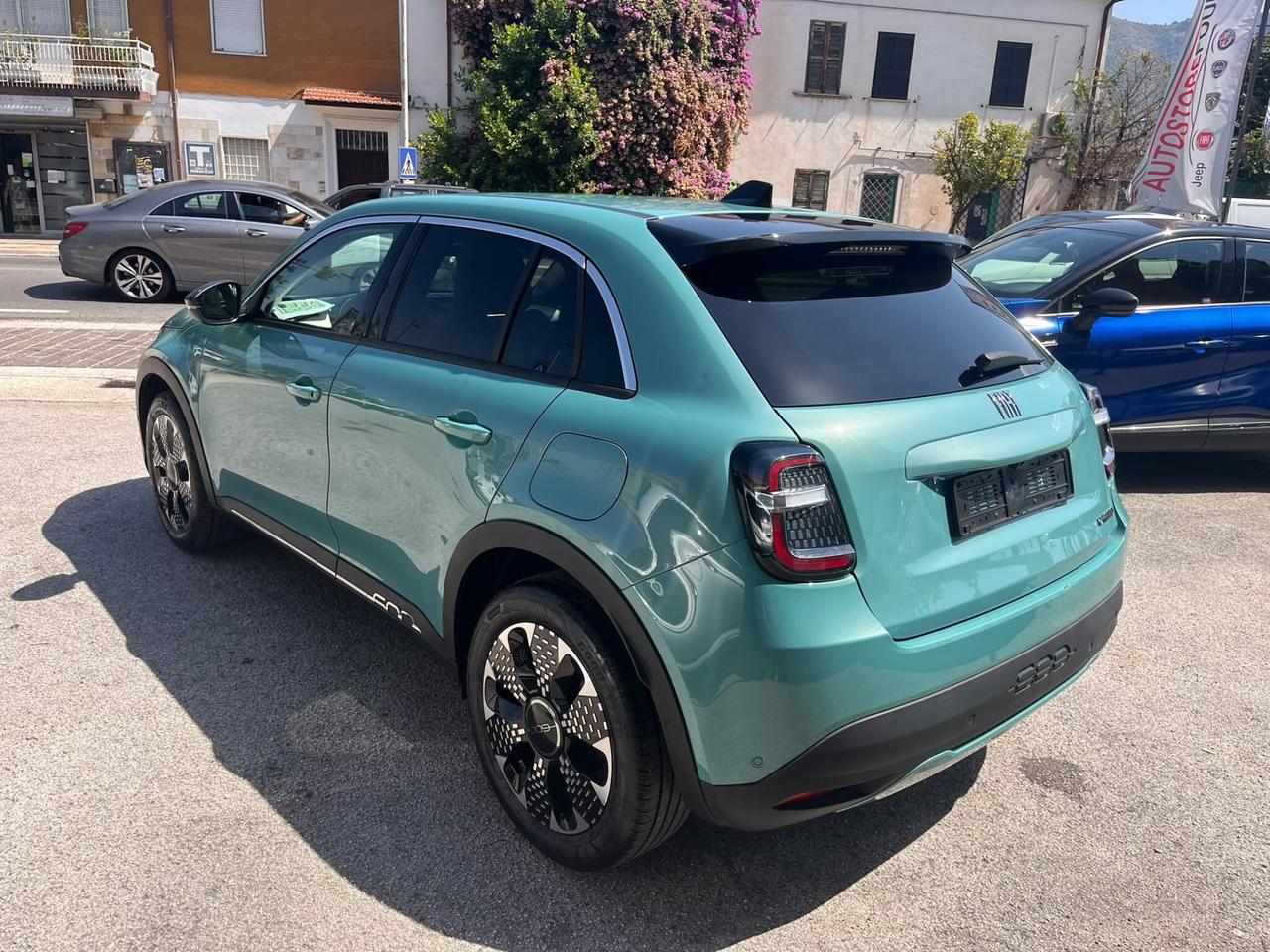 600 HYBRID 110 CV