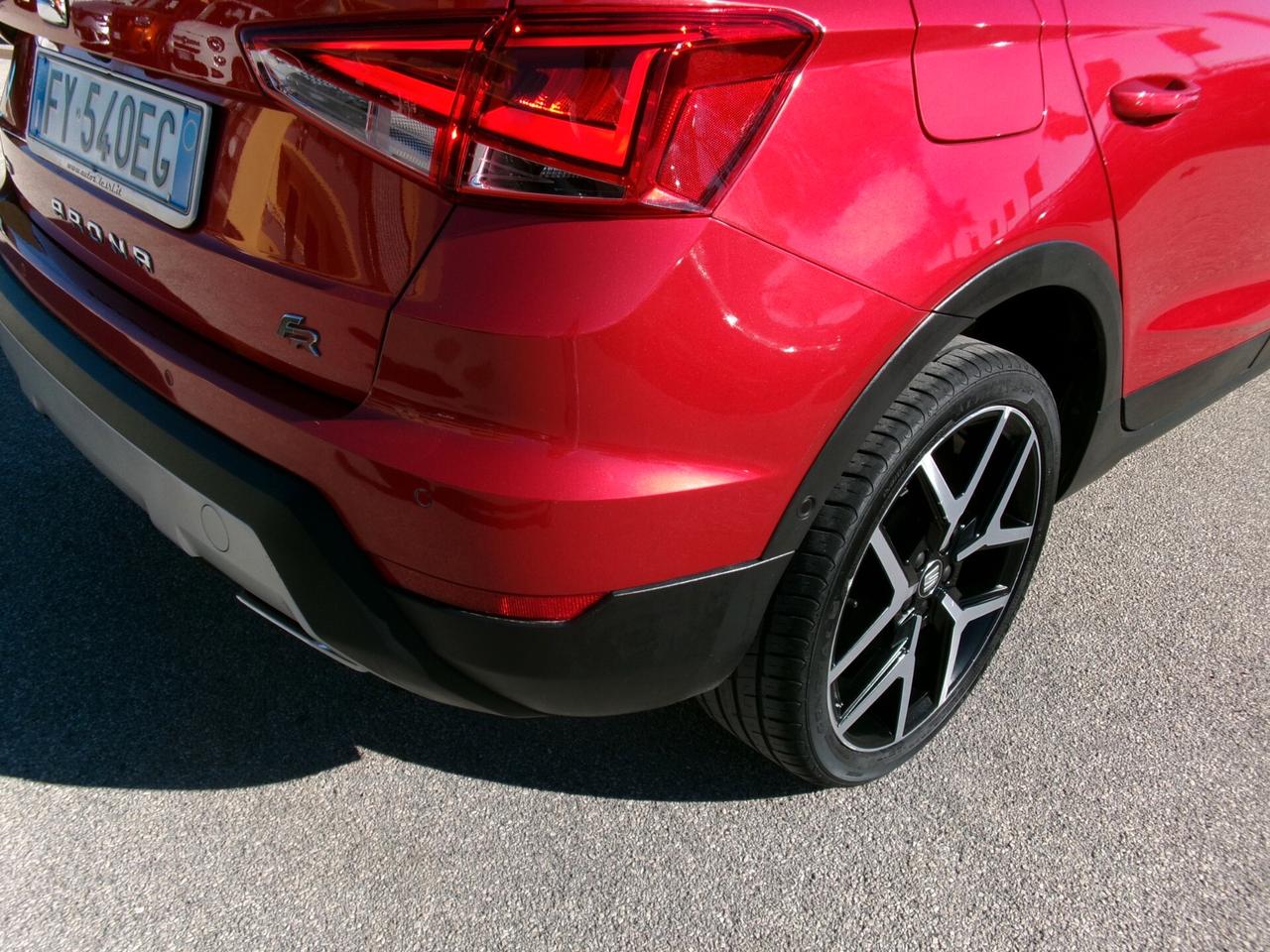 Seat Arona 1.0 TGI FR 90cv BENZINA/METANO **PERFETTA**