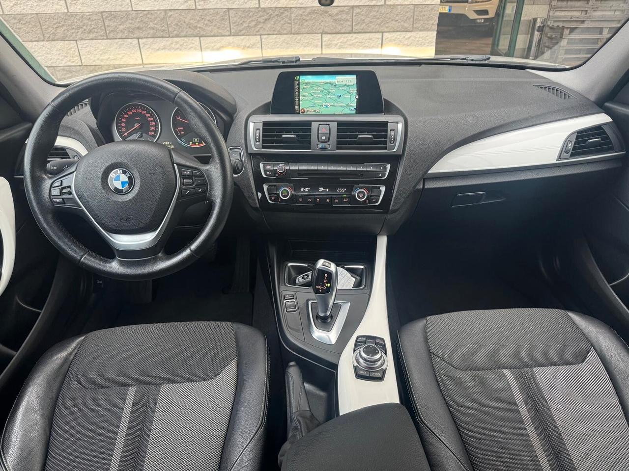 Bmw 116 116d 5p. Urban
