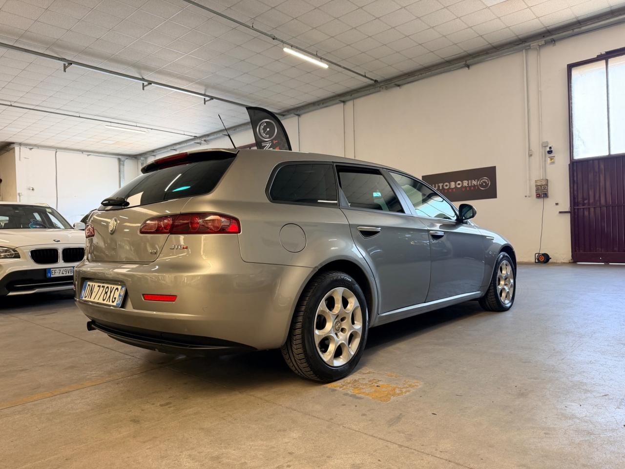 Alfa Romeo 159 1.9 JTDm Sportwagon Progression