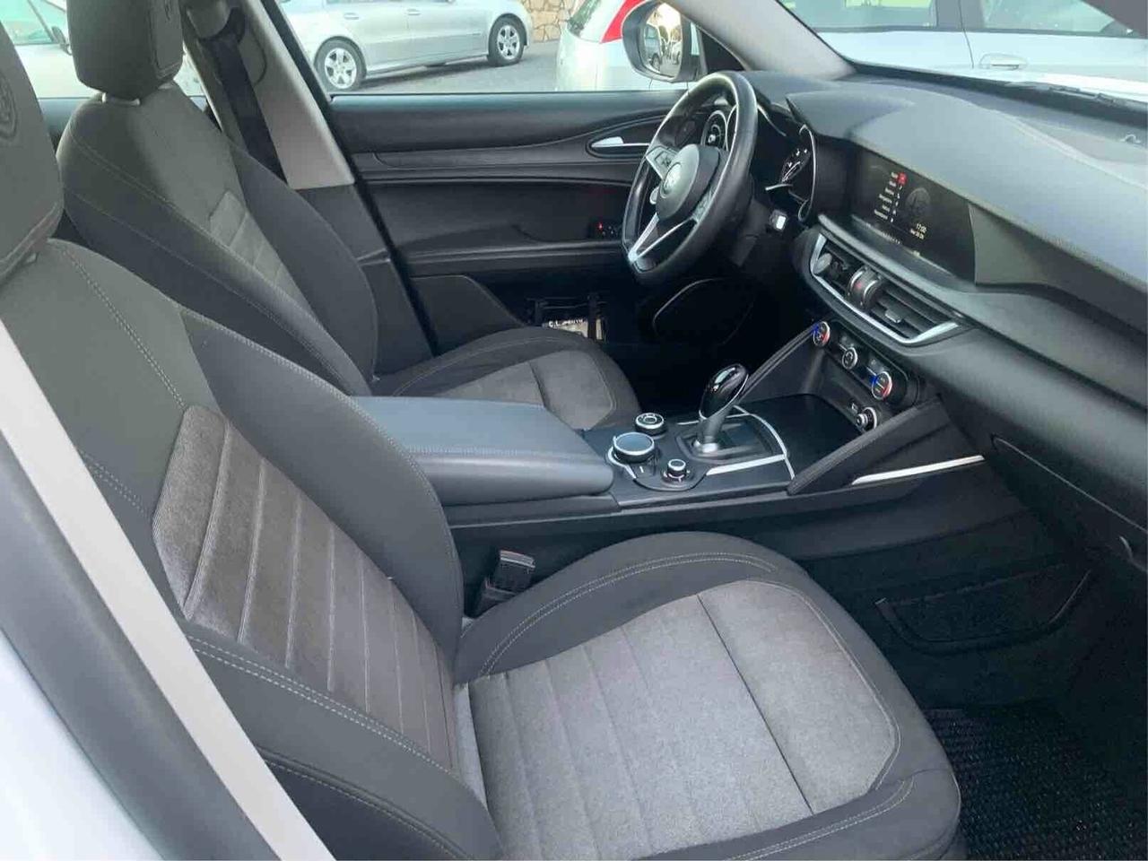 Alfa Romeo Stelvio 2.2 Turbodiesel 180 CV Q4