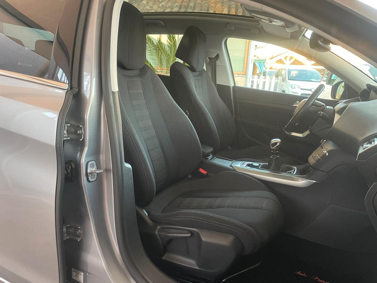 Peugeot 308 BlueHDi 120 S&S Allure