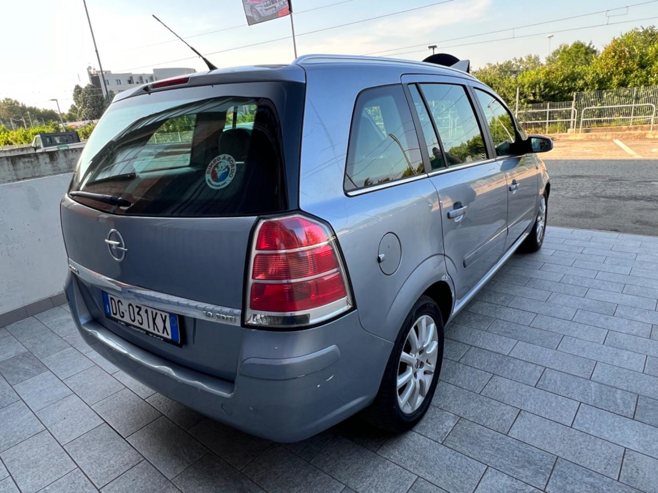 Opel Zafira 1.9 CDTI 120CV Cosmo